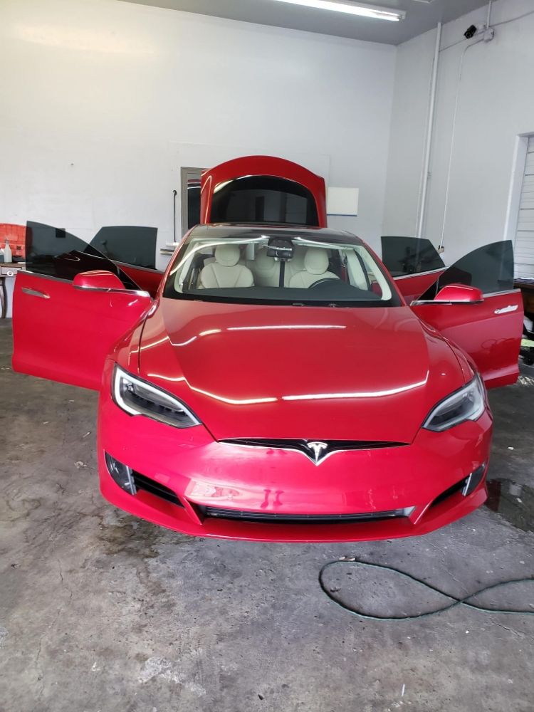 Bonillas Tint red car